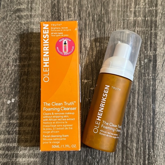 Ole Henriksen Other - 🥰🥰Olehenriksen Truth Foaming Cleanser🥰🥰